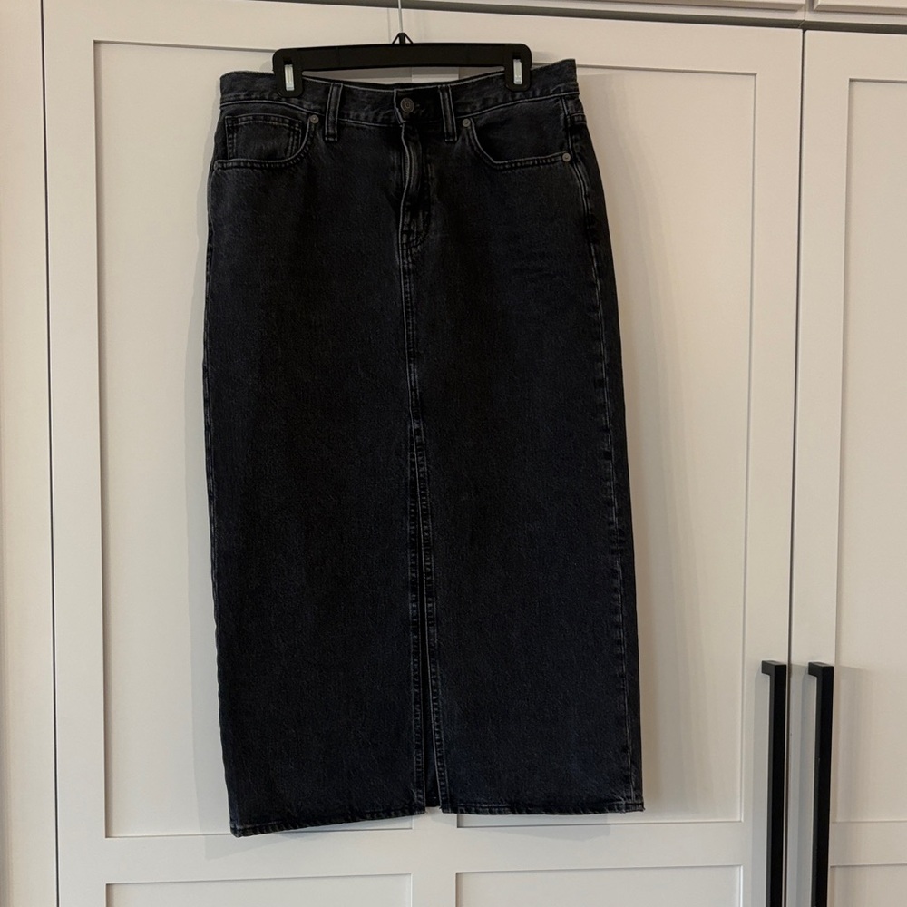 Madewell Dark Gray Denim Midi Skirt